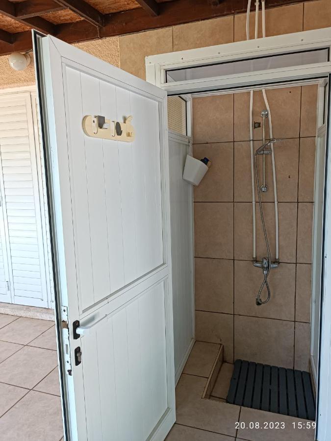 Ferienhaus_Familykrausz Перволия Екстериор снимка