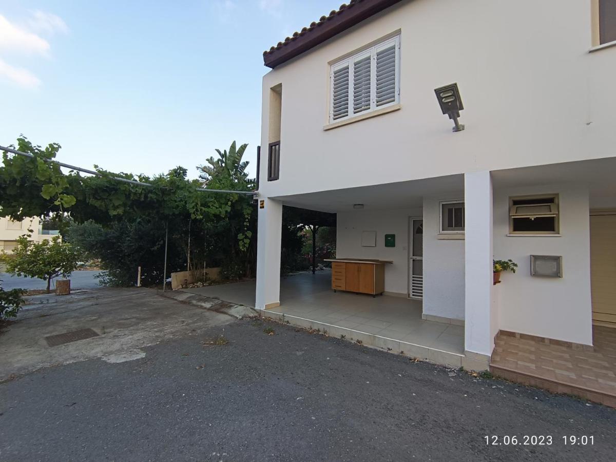 Ferienhaus_Familykrausz Перволия Екстериор снимка