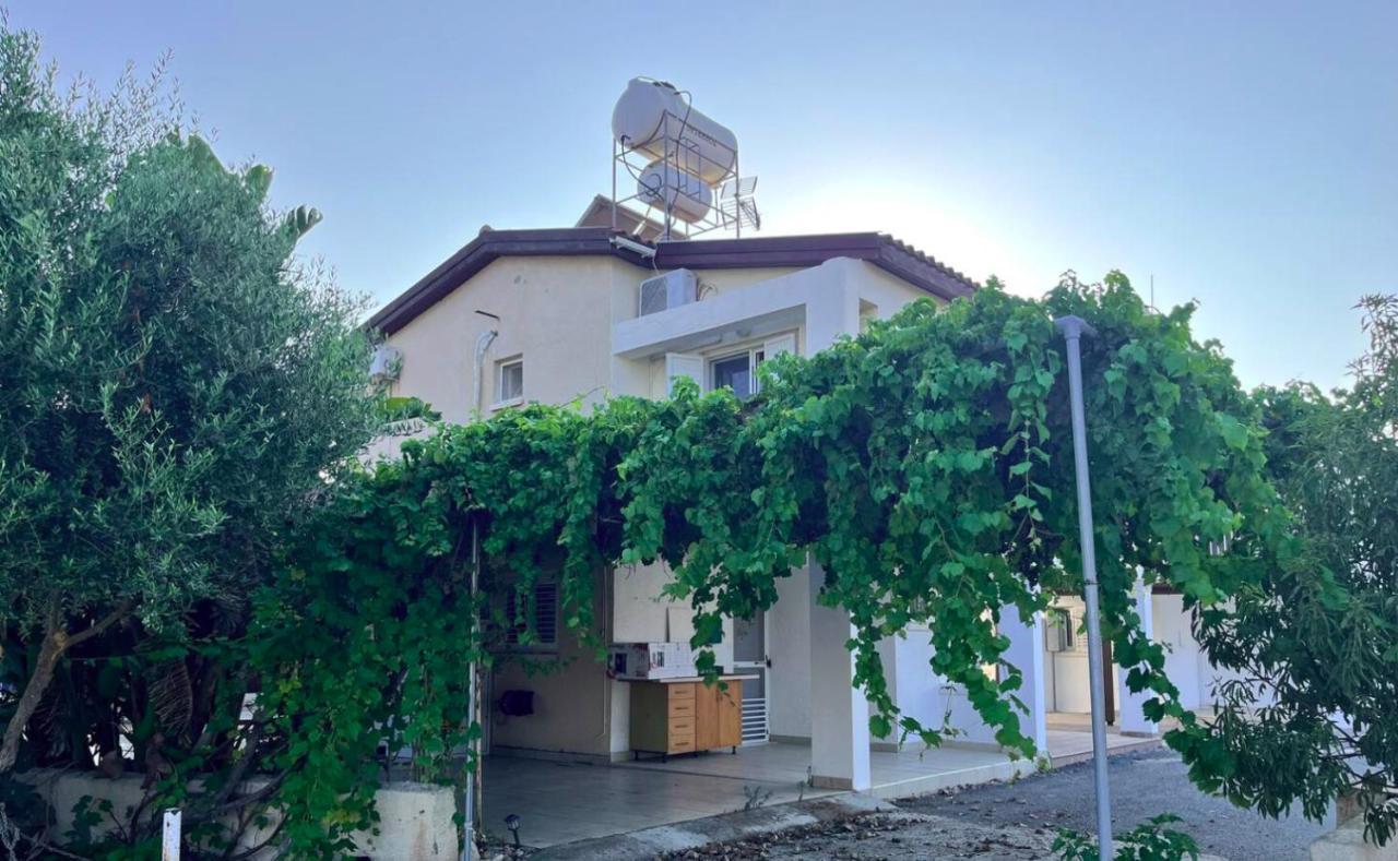 Ferienhaus_Familykrausz Перволия Екстериор снимка