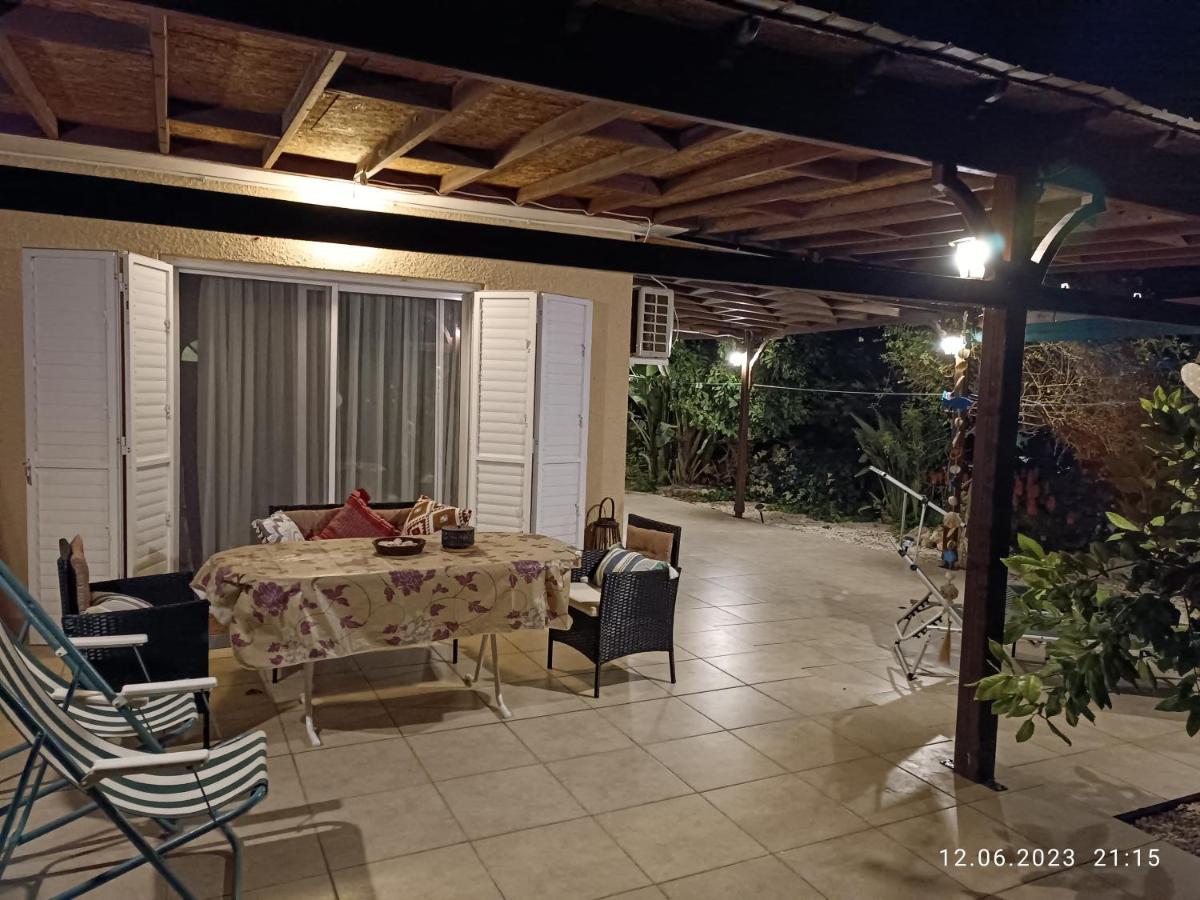 Ferienhaus_Familykrausz Перволия Екстериор снимка