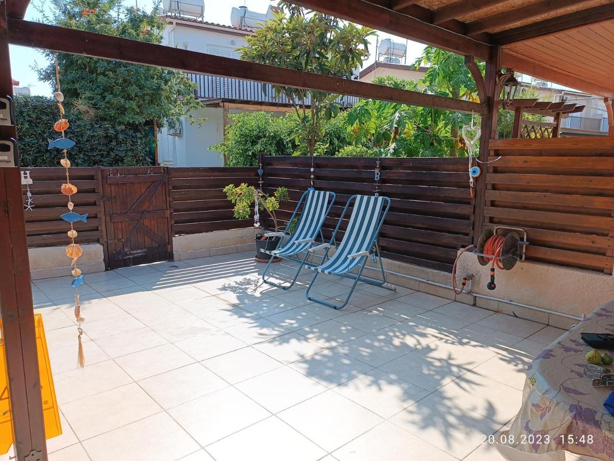 Ferienhaus_Familykrausz Перволия Екстериор снимка